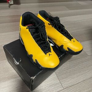 Jordan Men’s Yellow and Black Retro Basketball Sneakers